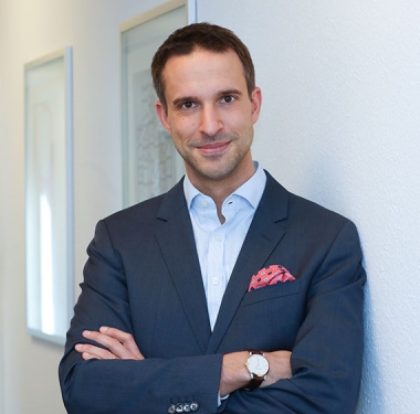  Dr. Patrick Pfeffer, Gründer und Geschäftsführer der Aescuvest GmbH