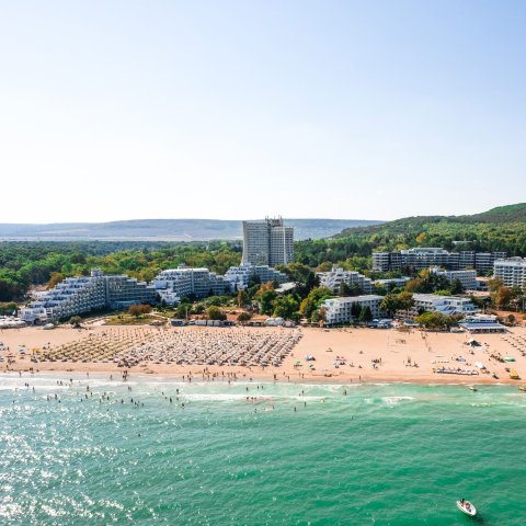 Im modernen Rehazentrum MEDICA Albena stehen Naturheilverfahren im Mittelpunkt.